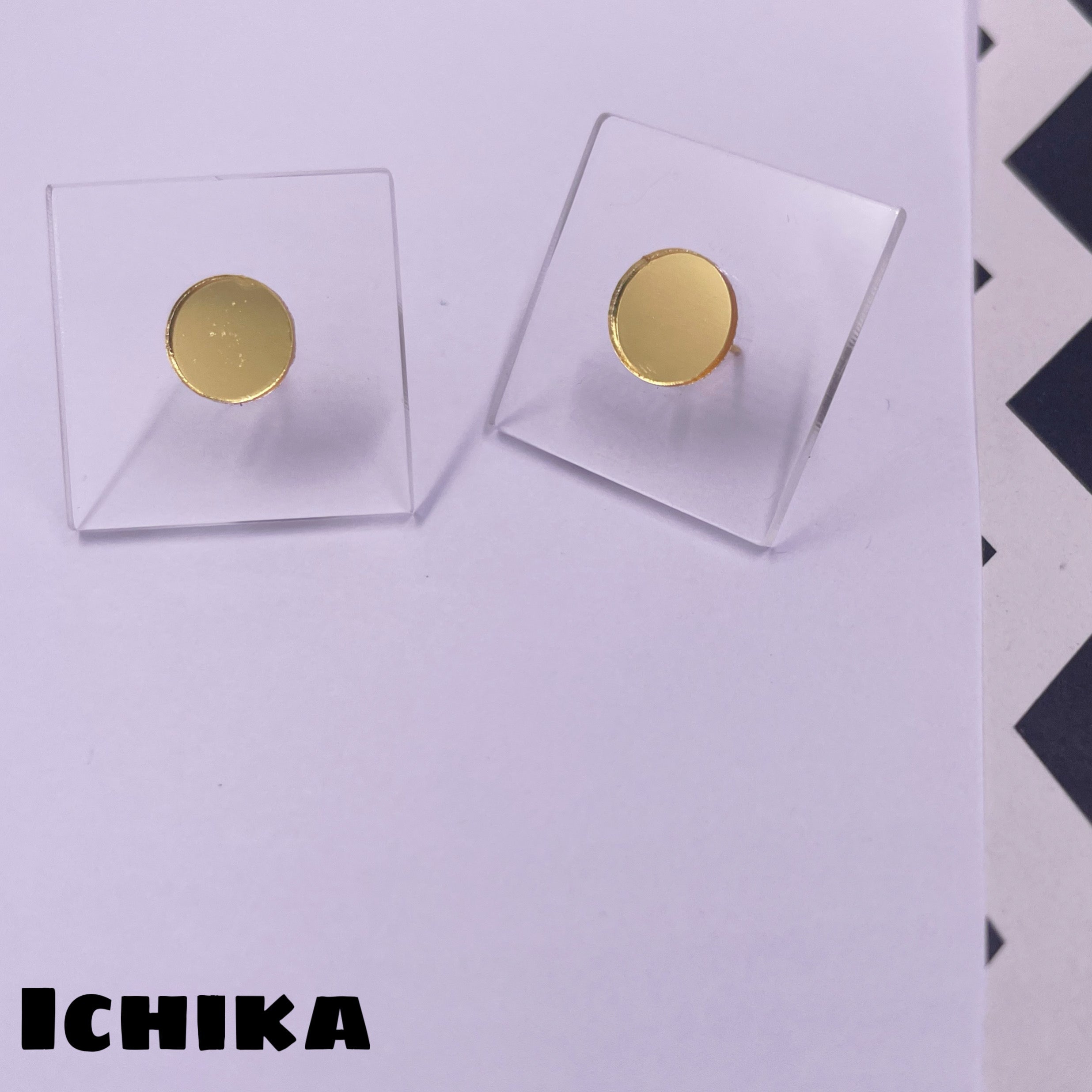 ICHIKA - Quirkee