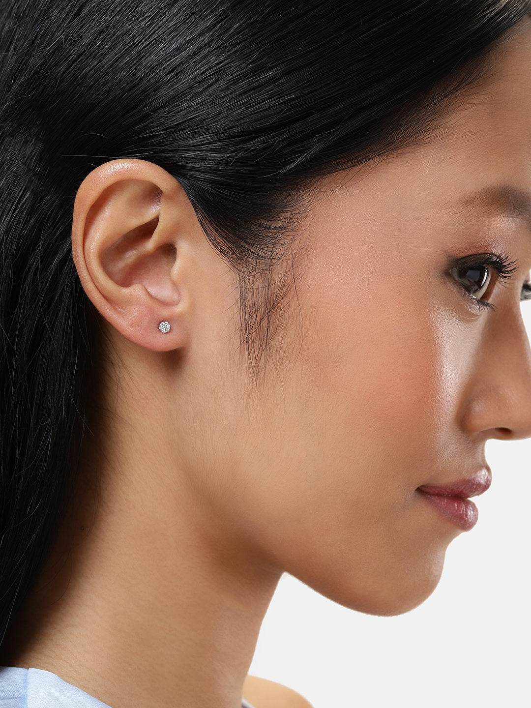 Tiny Sparkle Stud Earrings - Luxevogue