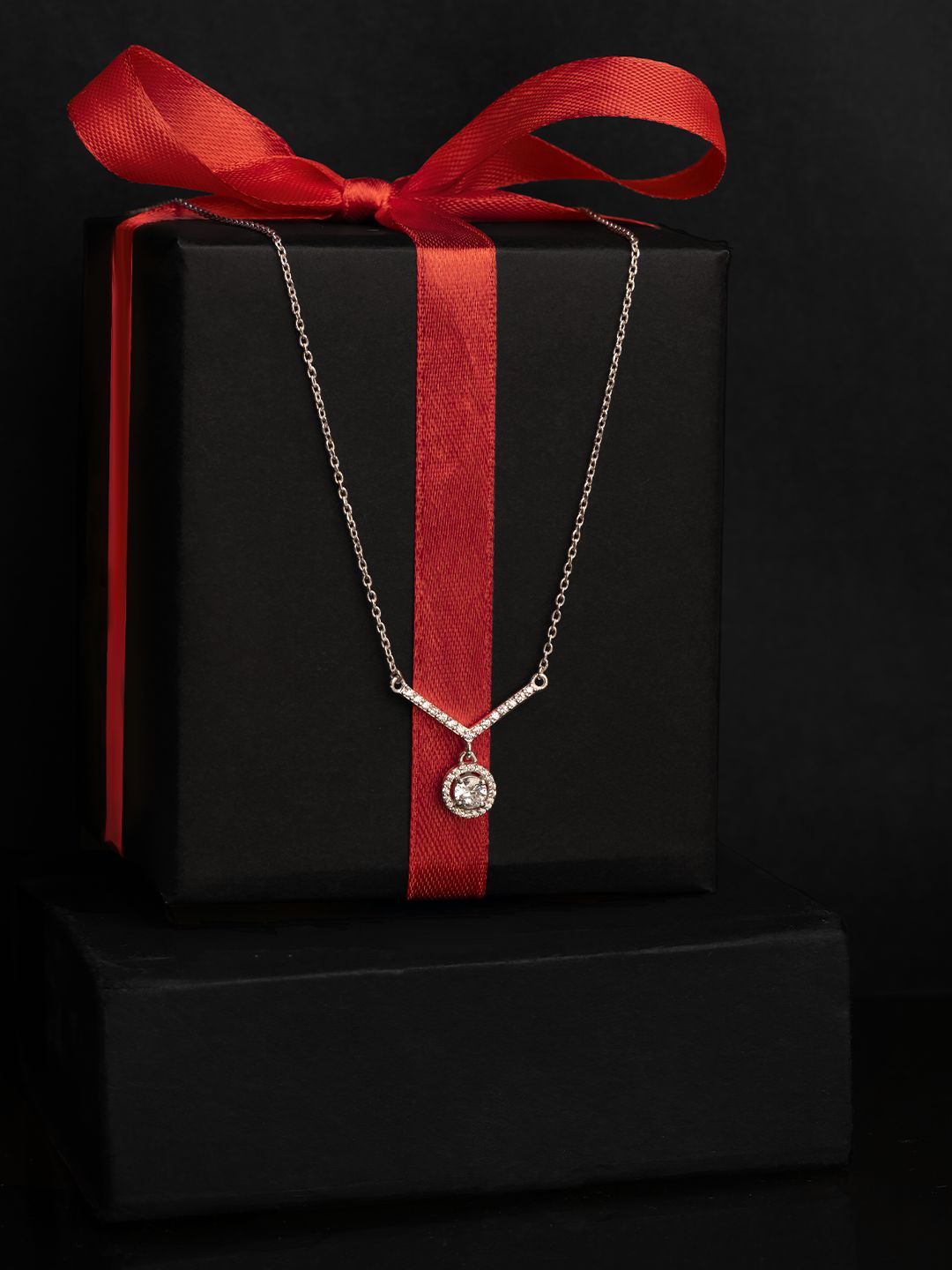 925 Sterling Silver V-Bar Halo Pendant Necklace with Sparkling Round Charm