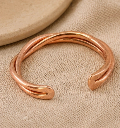 Twisted Copper Kada for Men & Women – Ayurvedic Copper Bracelet