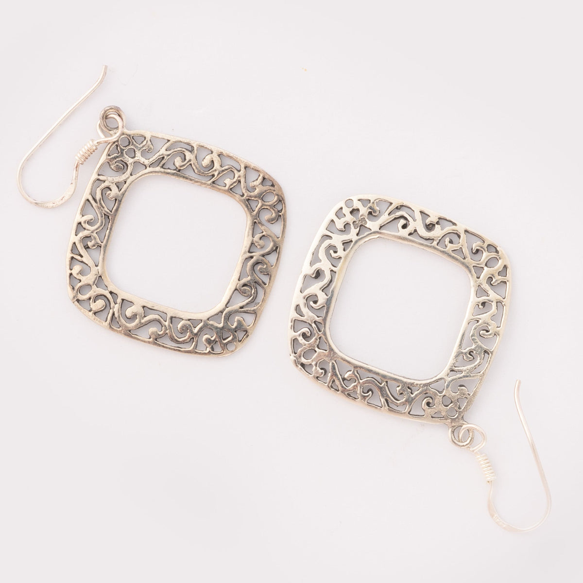 925 Sterling Silver Earrings for Women | Handmade Minimalist Jewelry | Lightweight Classic Design | Size 4.5x2.8 cm | 1 Pair