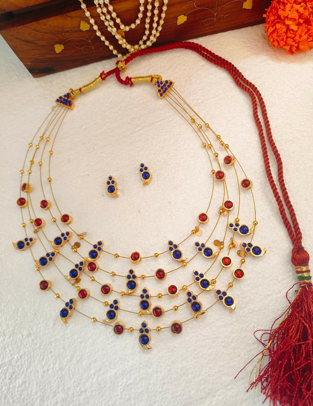 5 LAYERED PAISLEY NECKLACE SET BLUE RED