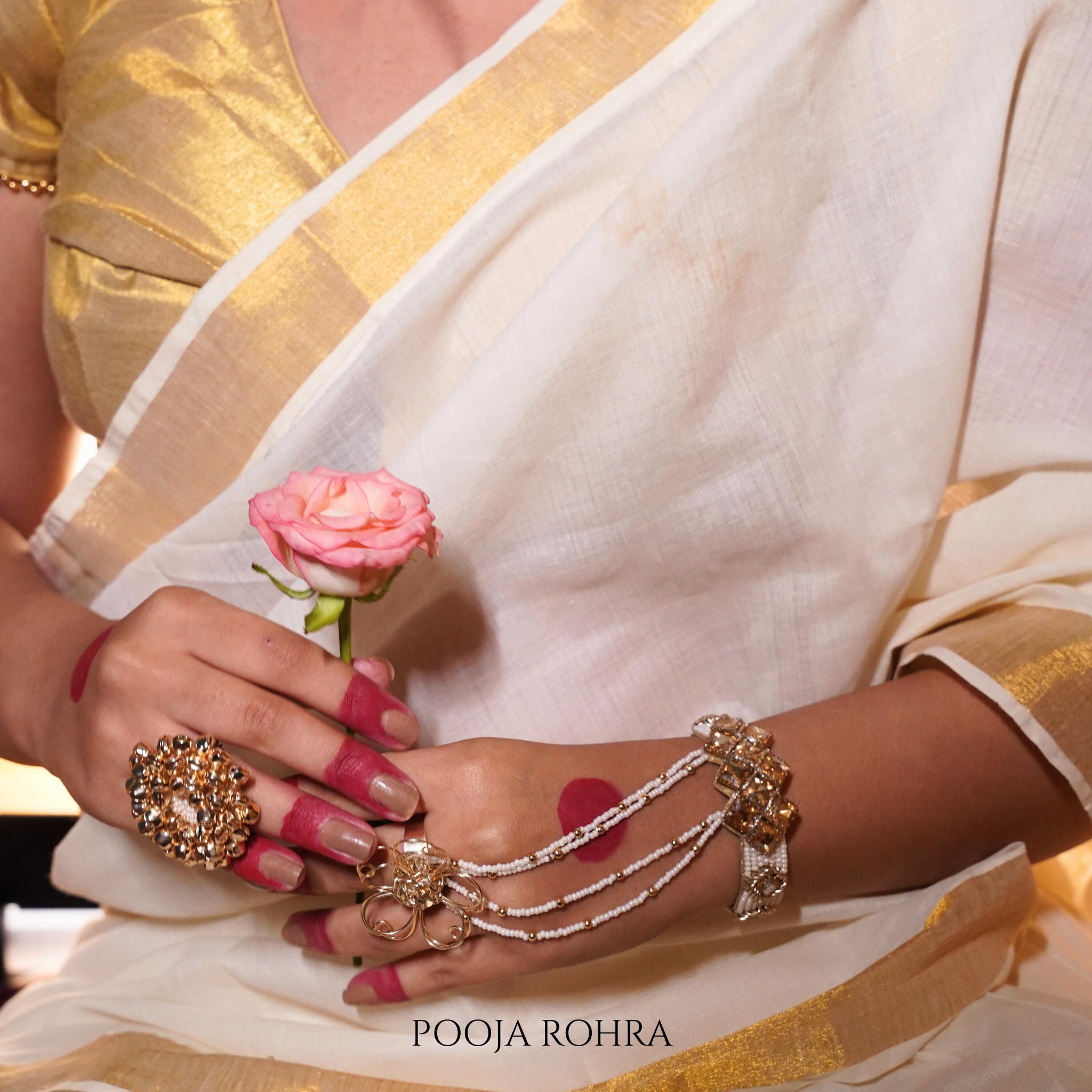 Rajvi Hathphool