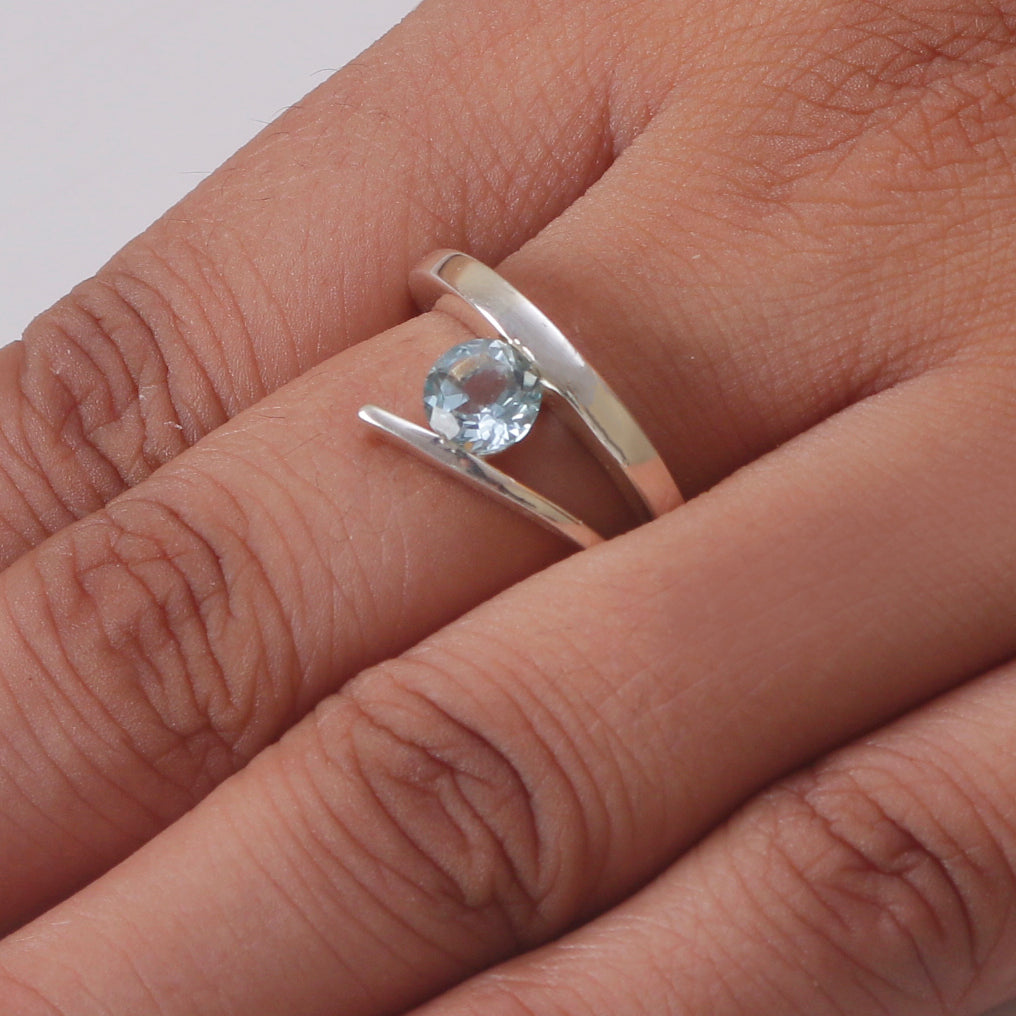925 Sterling Silver Blue Topaz Ring for Women | Handmade Minimalist Jewelry | Unique Healing Crystal Design | One Piece