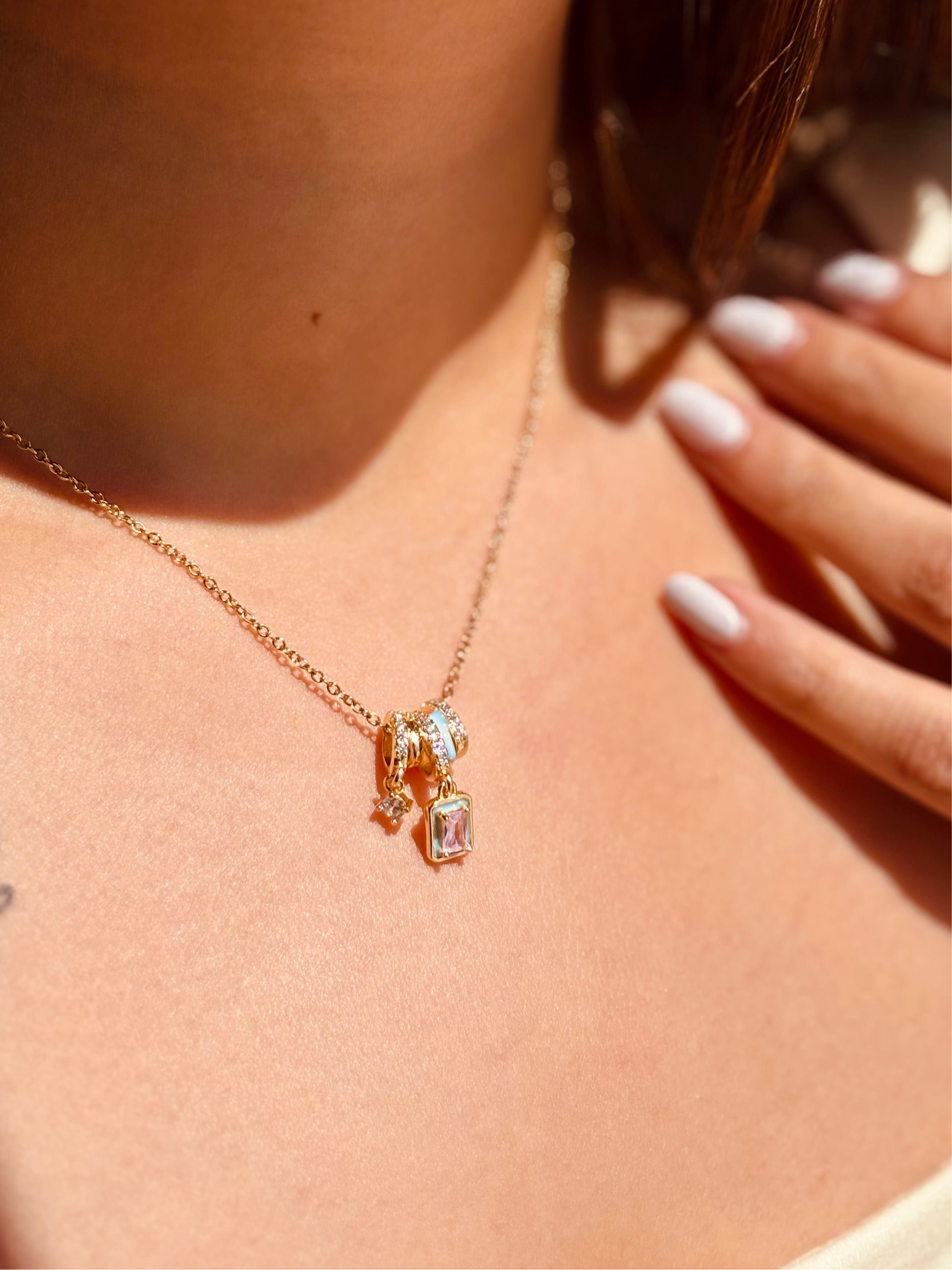 18k gold-plated chain necklace with pastel blue, pink, and white stone charms �? anti-tarnish, waterproof.