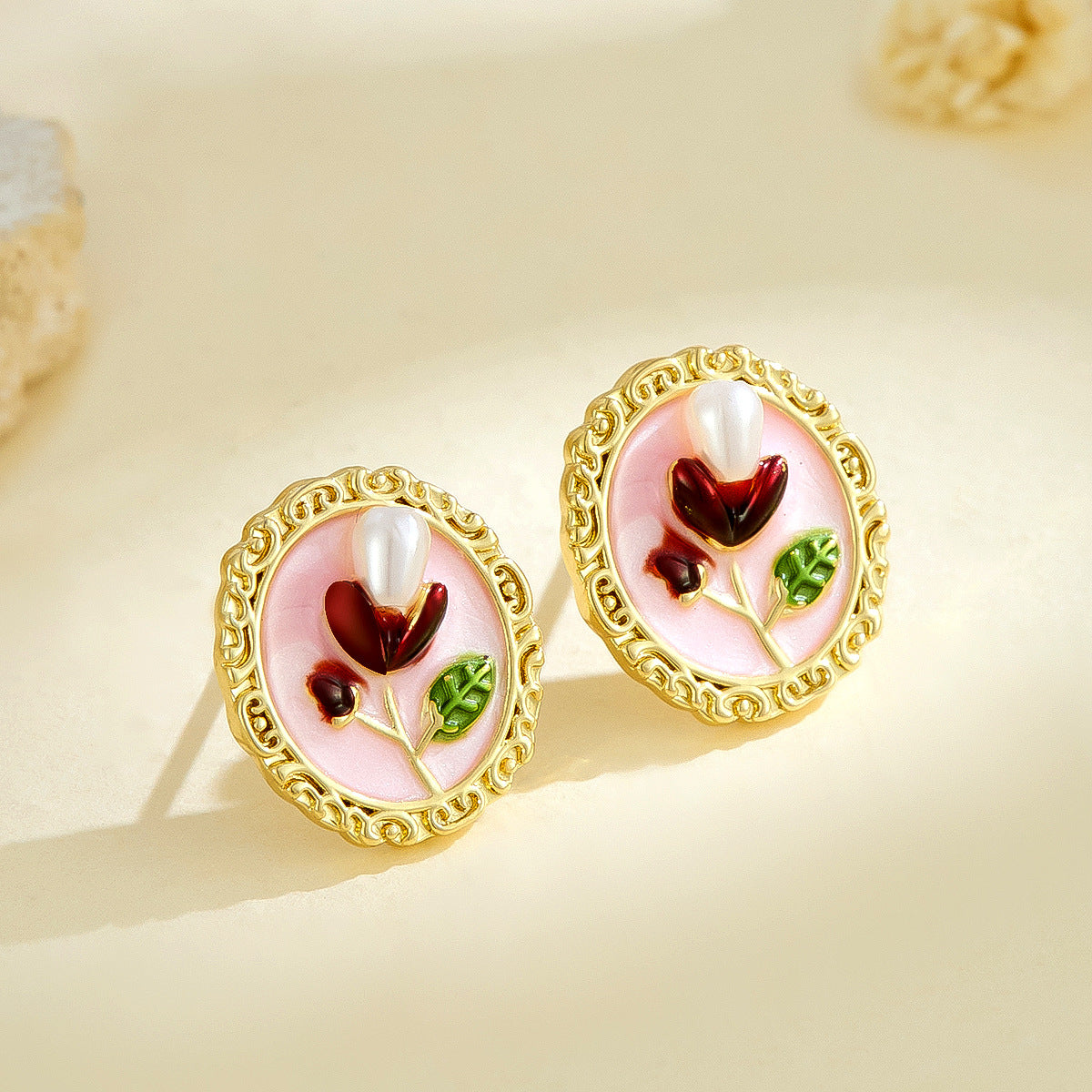 vintage-floral-enamel-stud-earrings-for-women-gold-tone-oval-frame-with-hand-painted-flower