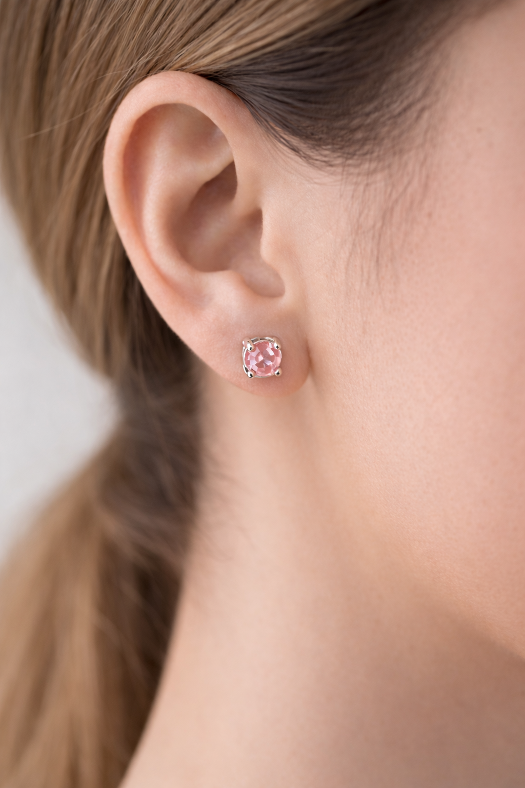 925 rhodium plated with lite pink cz earrings