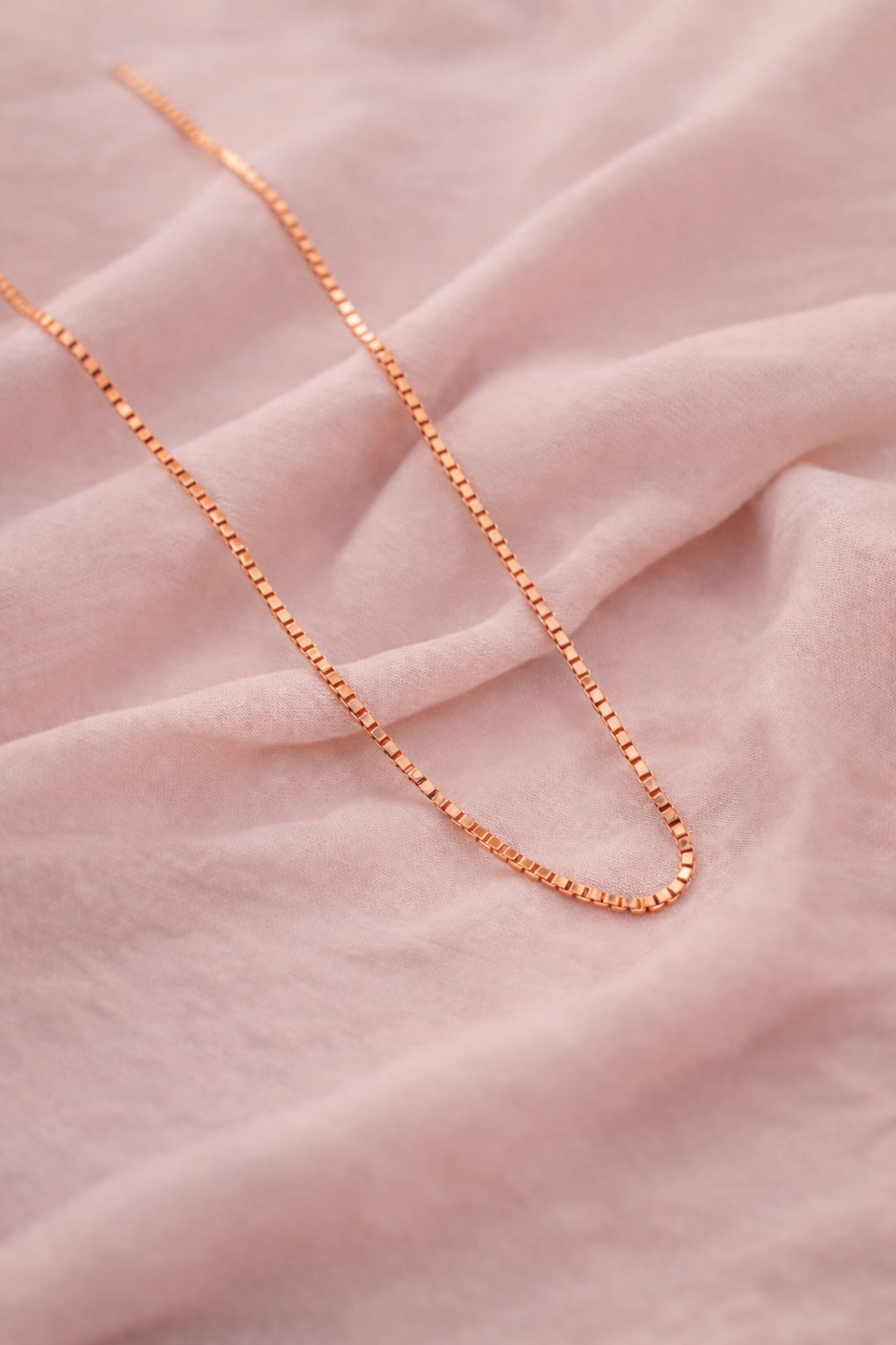 Sleek Rose Gold Box Chain