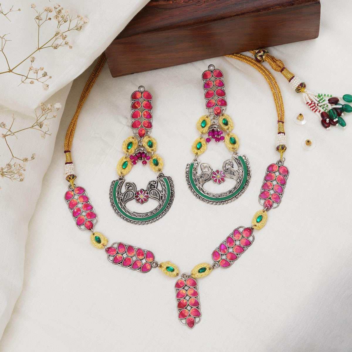 Vintage Charm Jewelry Set with Necklace, Earrings & Waistbelt - BeAbhika.com