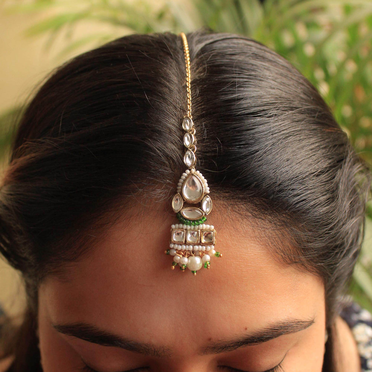 Beabhika Handmade Green Artificial Jewelry Kundan Maangtikka Golden Maang Tikka With Pearls Kundan Wedding Jewelry Trendy Earrings Daily Wear Party Wear Traditional Ethnic Dress Jewelry Head Accessory Bridal Jewelry Set Online Cash On Delivery