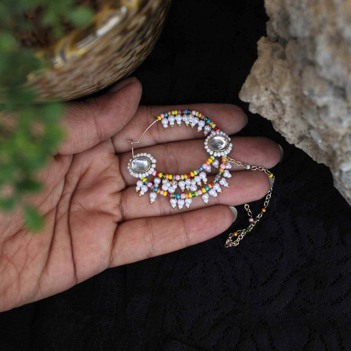 Traditional Indian bridal nath with kundan stones, green beads, and pearl hair chain Indian Nathiya Nathani Nose Ring