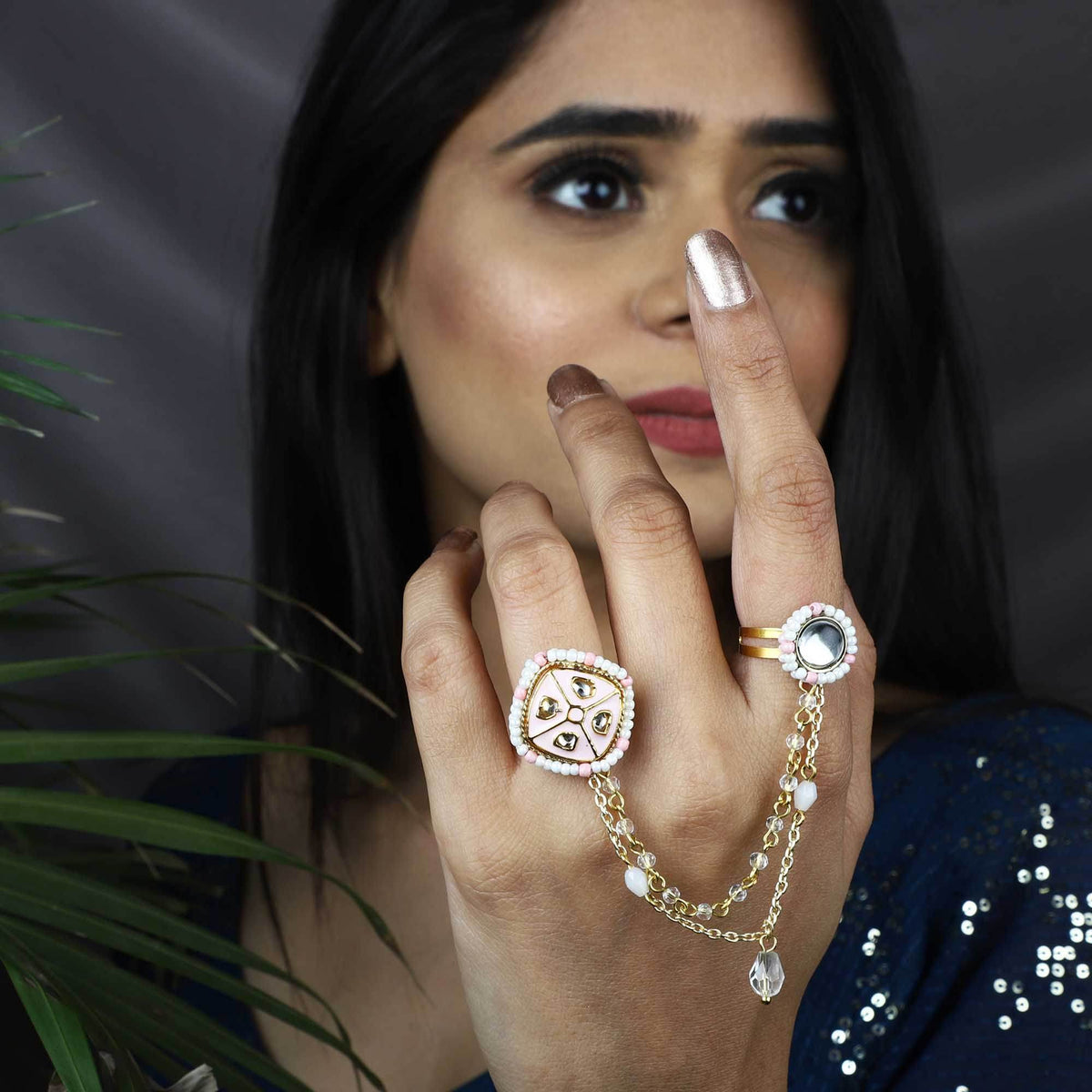 Enamelled Beauty two-finger ring - BeAbhika.com