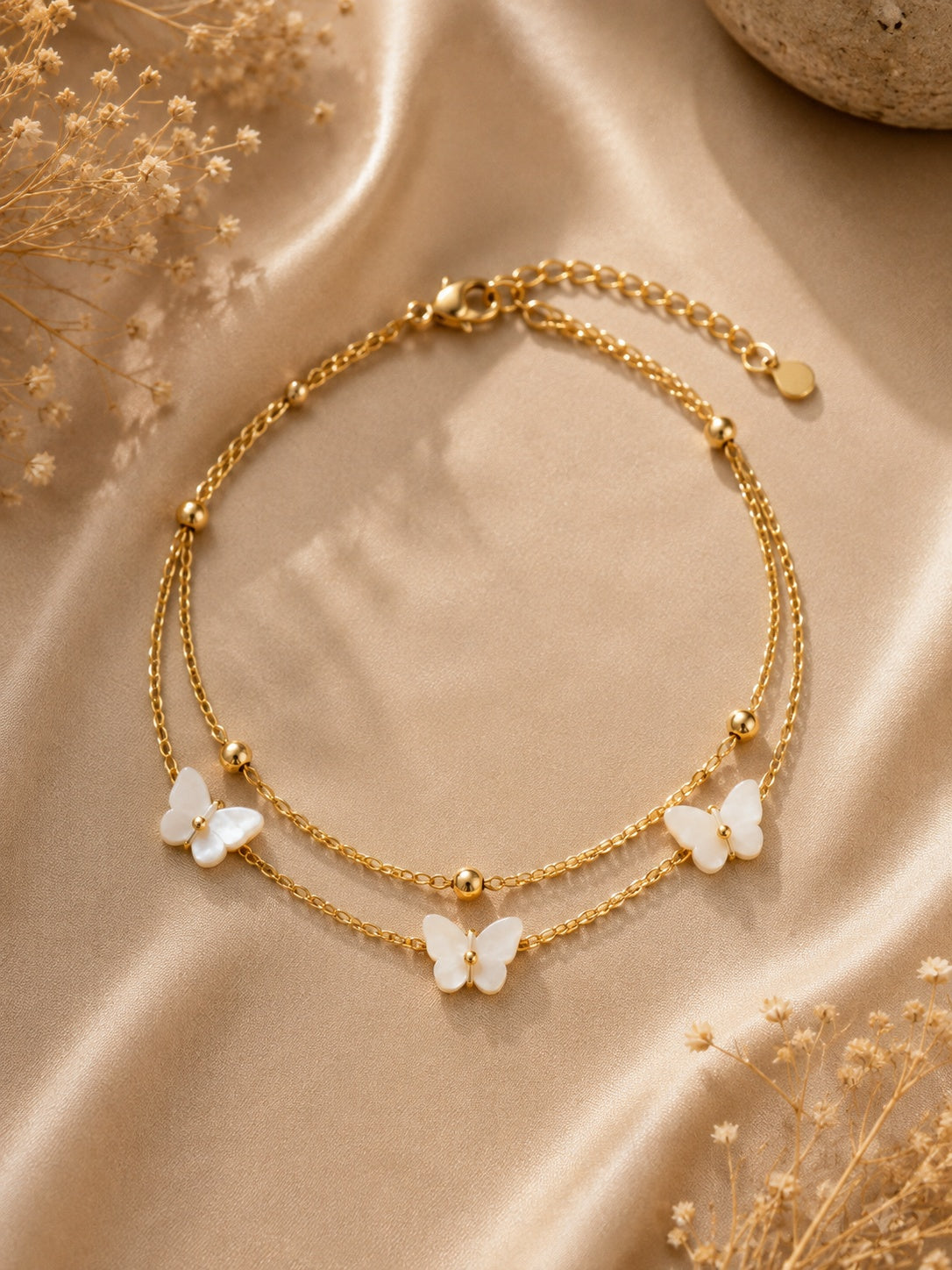 white-flower-anklet-for-women-gold-plated-double-layer-anti-tarnish-beach-anklet