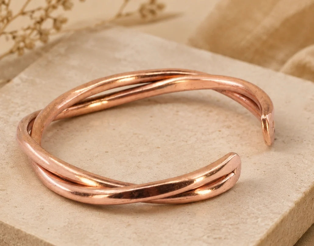 Twisted Copper Kada for Men & Women – Ayurvedic Copper Bracelet