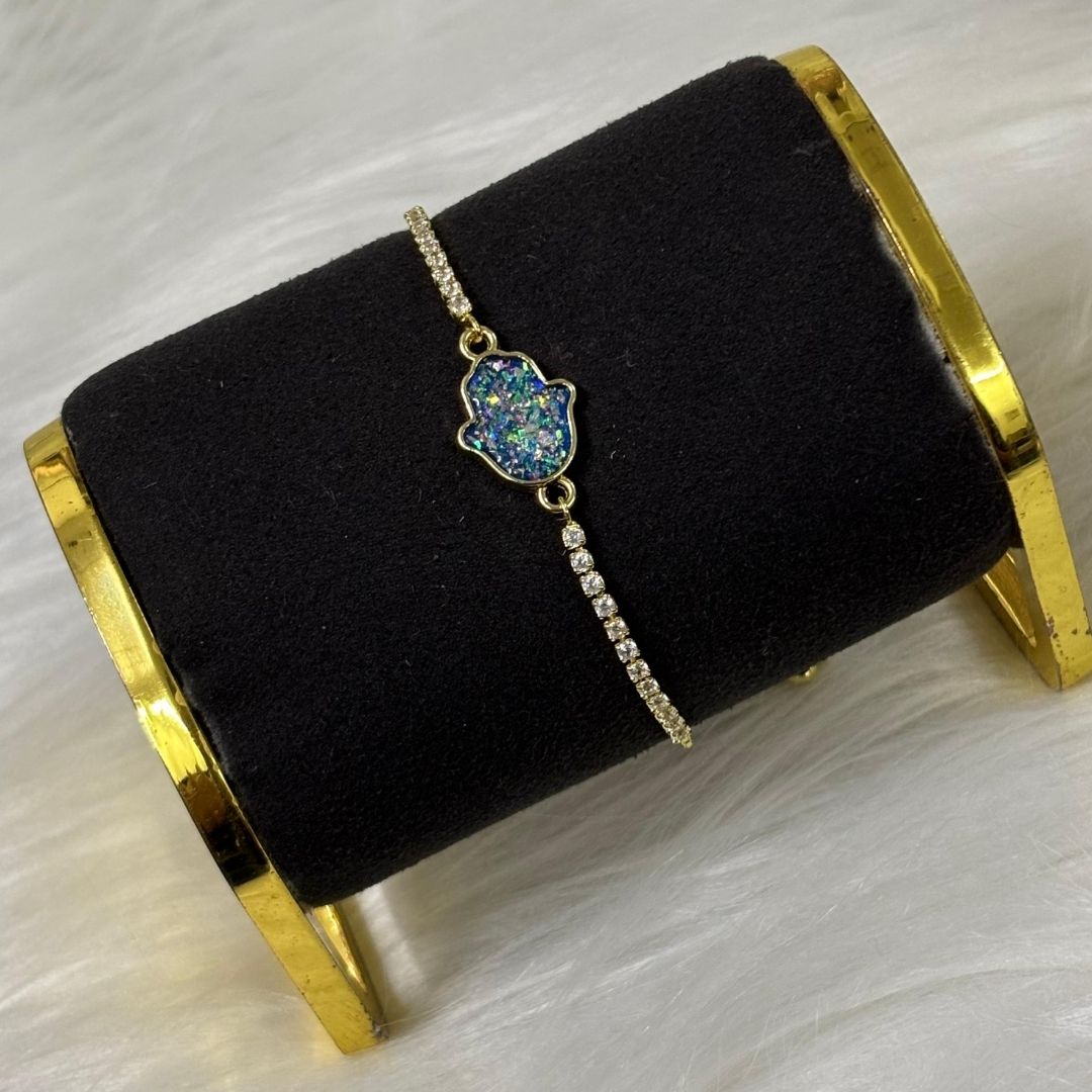 Dazzling Gold-Plated Hamsa Bracelet