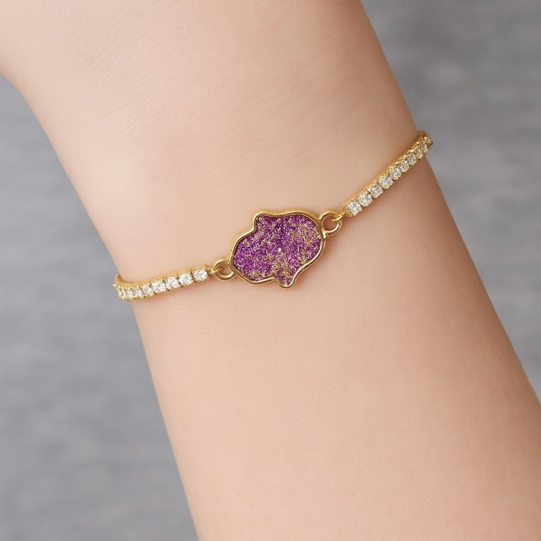 Dazzling Gold-Plated Hamsa Bracelet