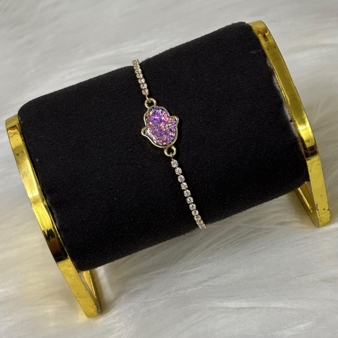 Dazzling Gold-Plated Hamsa Bracelet