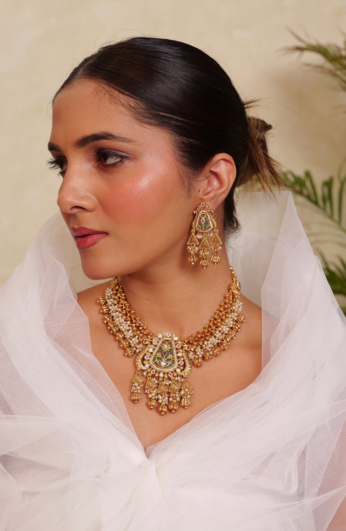 Panna Ghungroo Temple Necklace Set