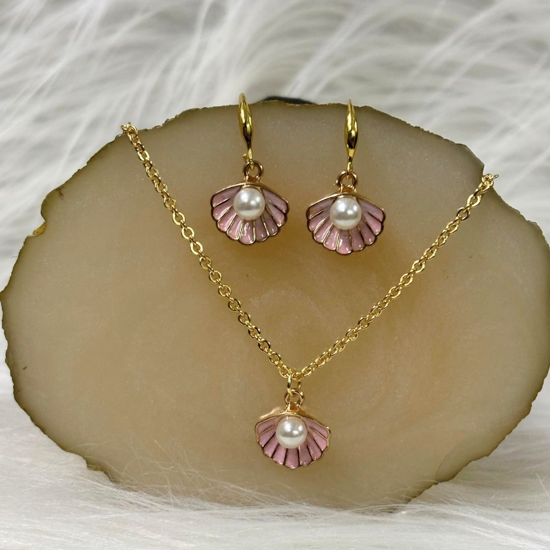 Gold Plated Pink Pearl Pendant Set