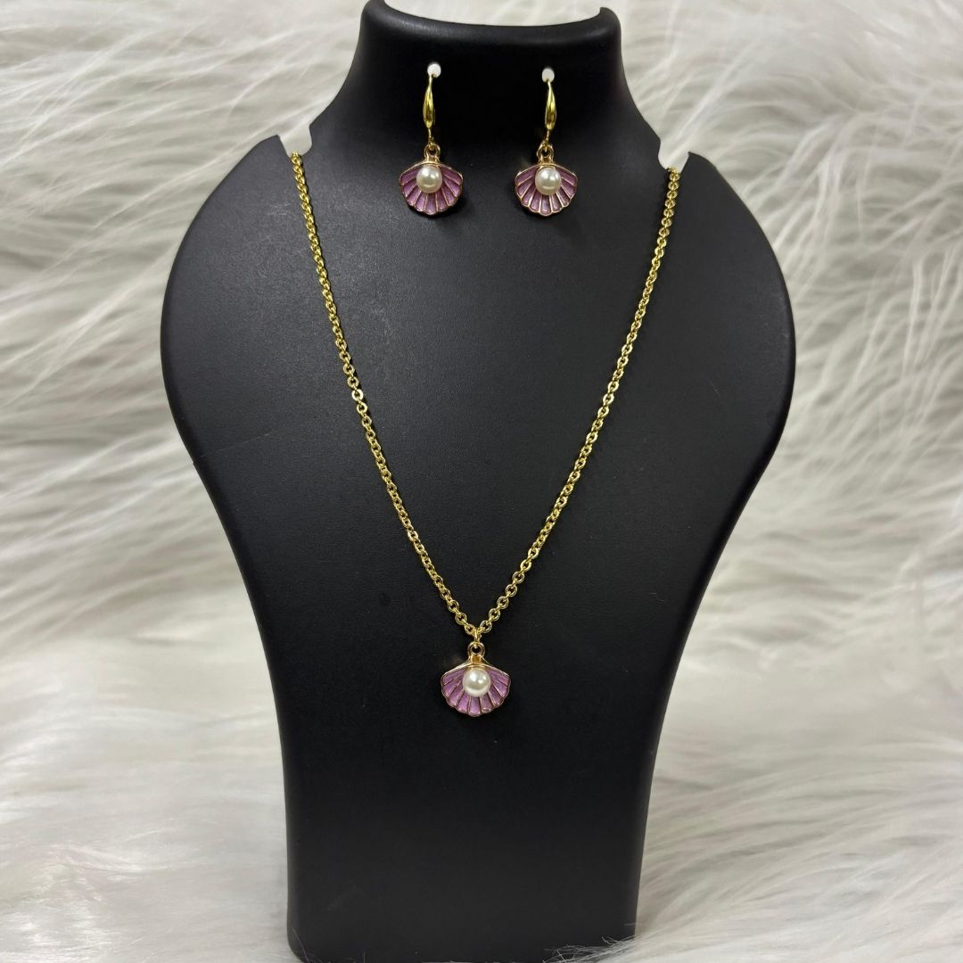 Gold Plated Purple Pearl Pendant Set