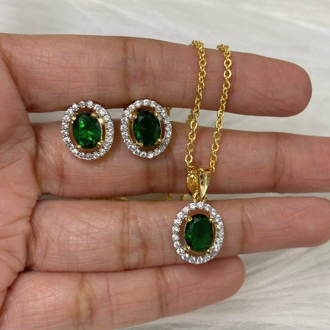Green Emerald Luxe Gold-Plated Solitaire Halo Pendant & Earrings Set – A Regal Touch of Green