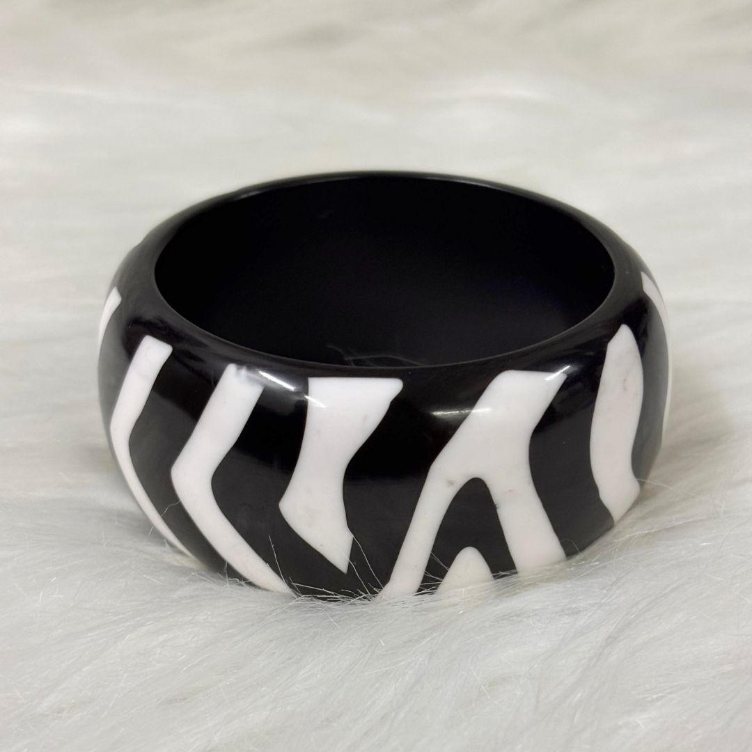 Zebra Stripe Resin Bangle