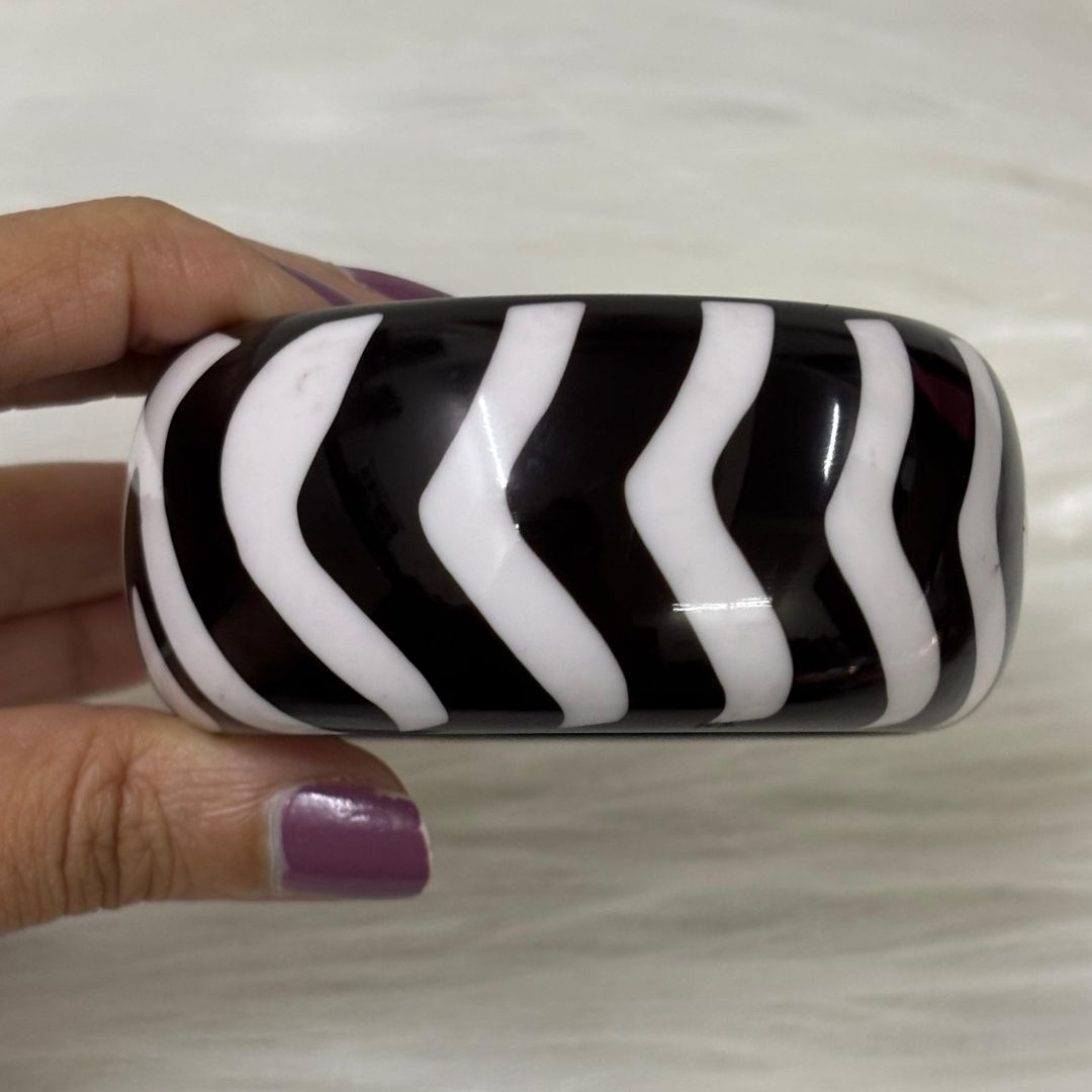 Zebra Stripe Resin Bangle