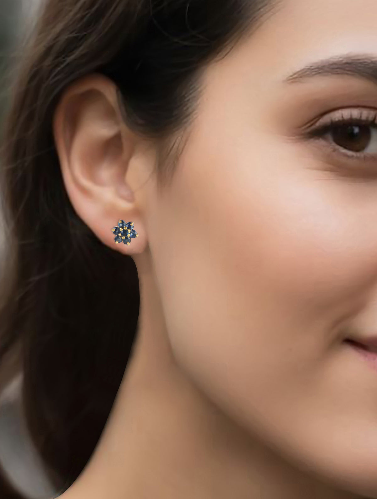  Blue Sapphire Stud 
