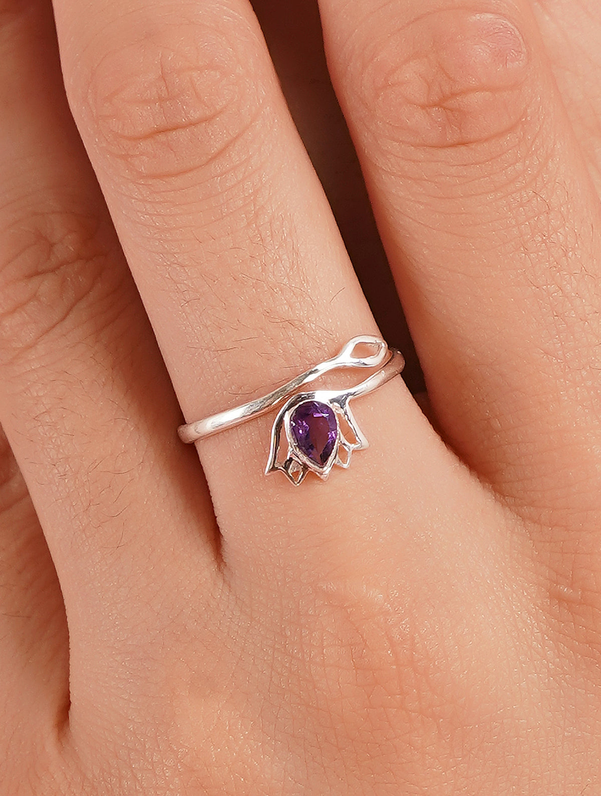 925 Sterling Silver Amethyst Gemstone Lotus Flower Ring