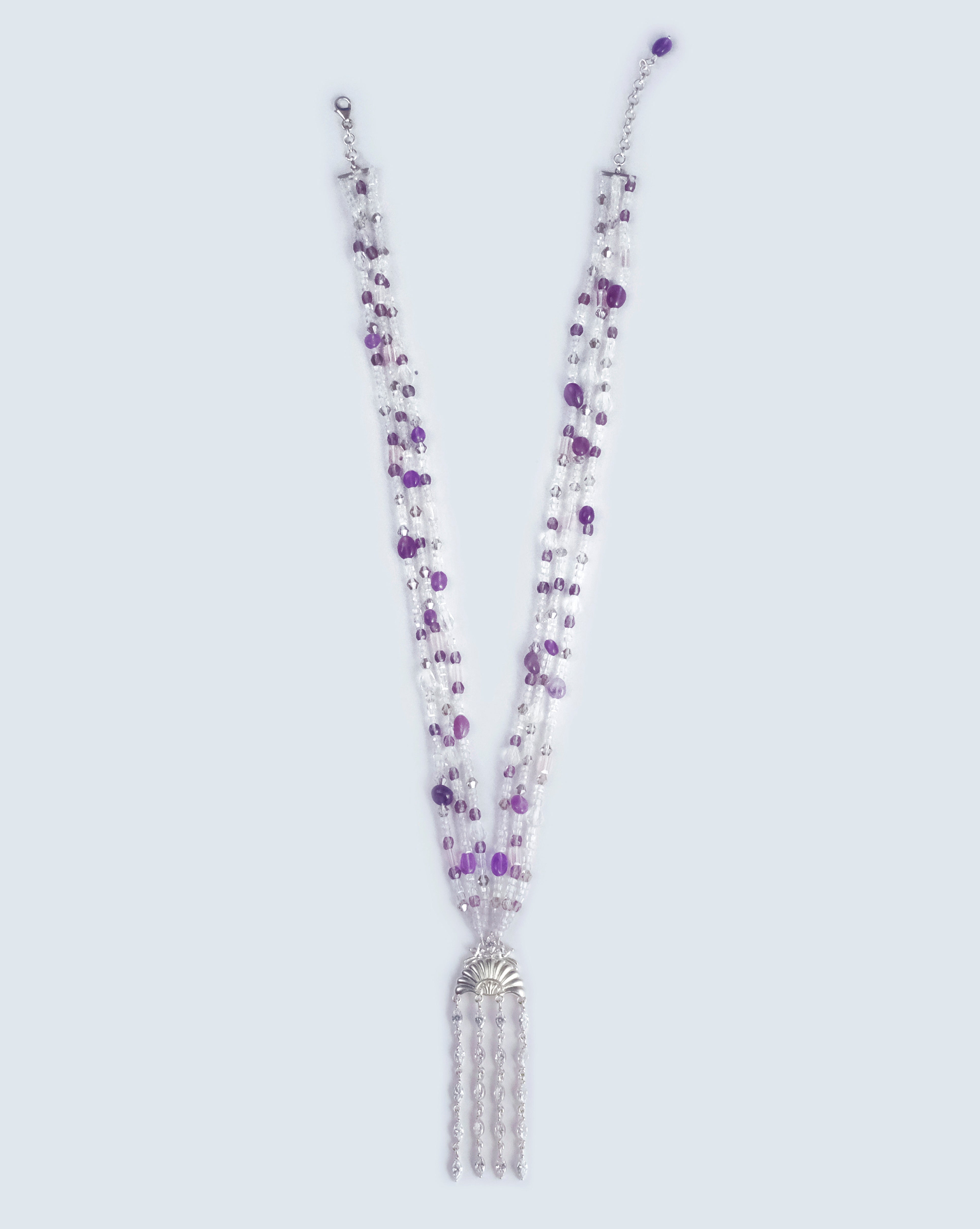 MARINE TREASURE NECKLACE (white)