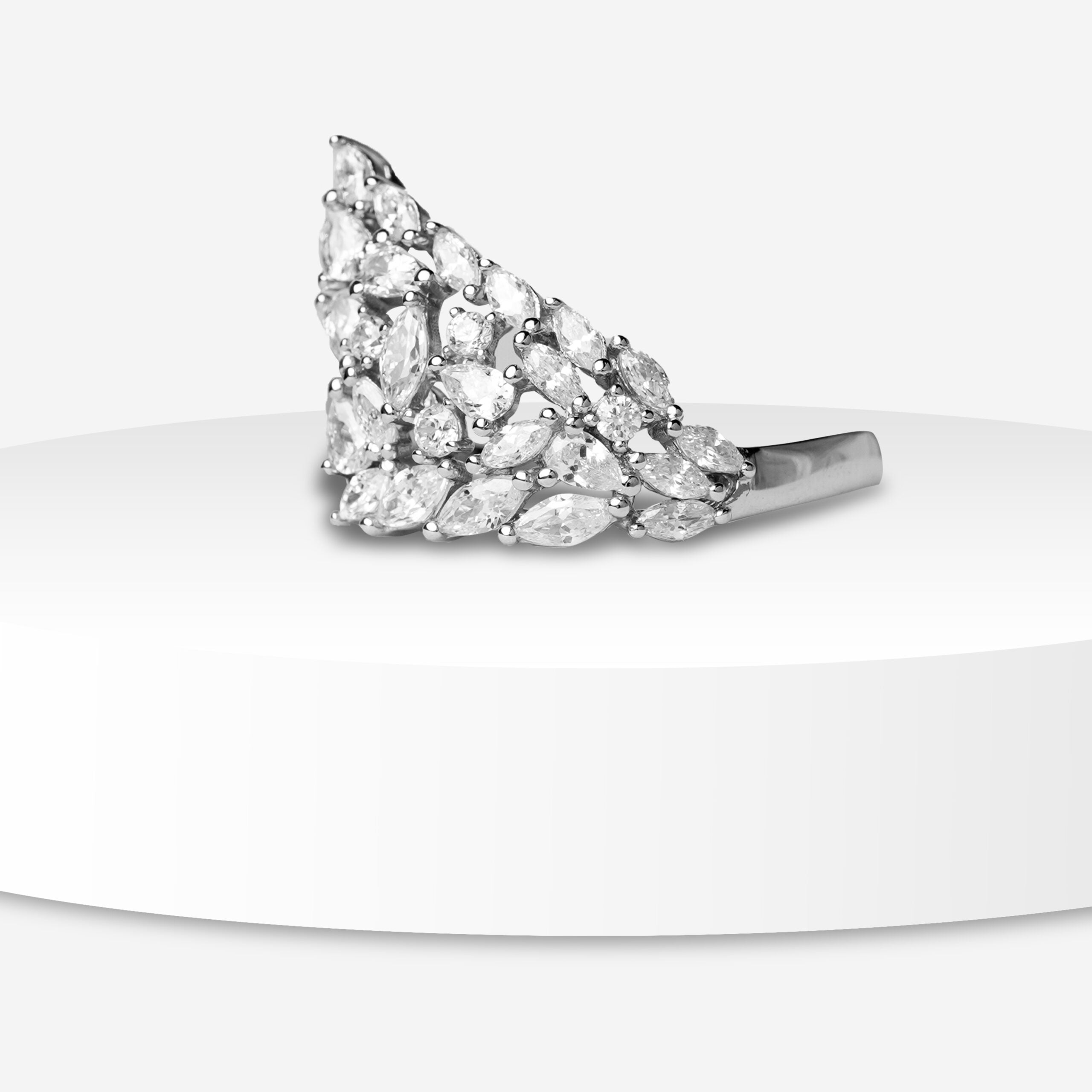 Luxe Leaf Cluster Statement Ring