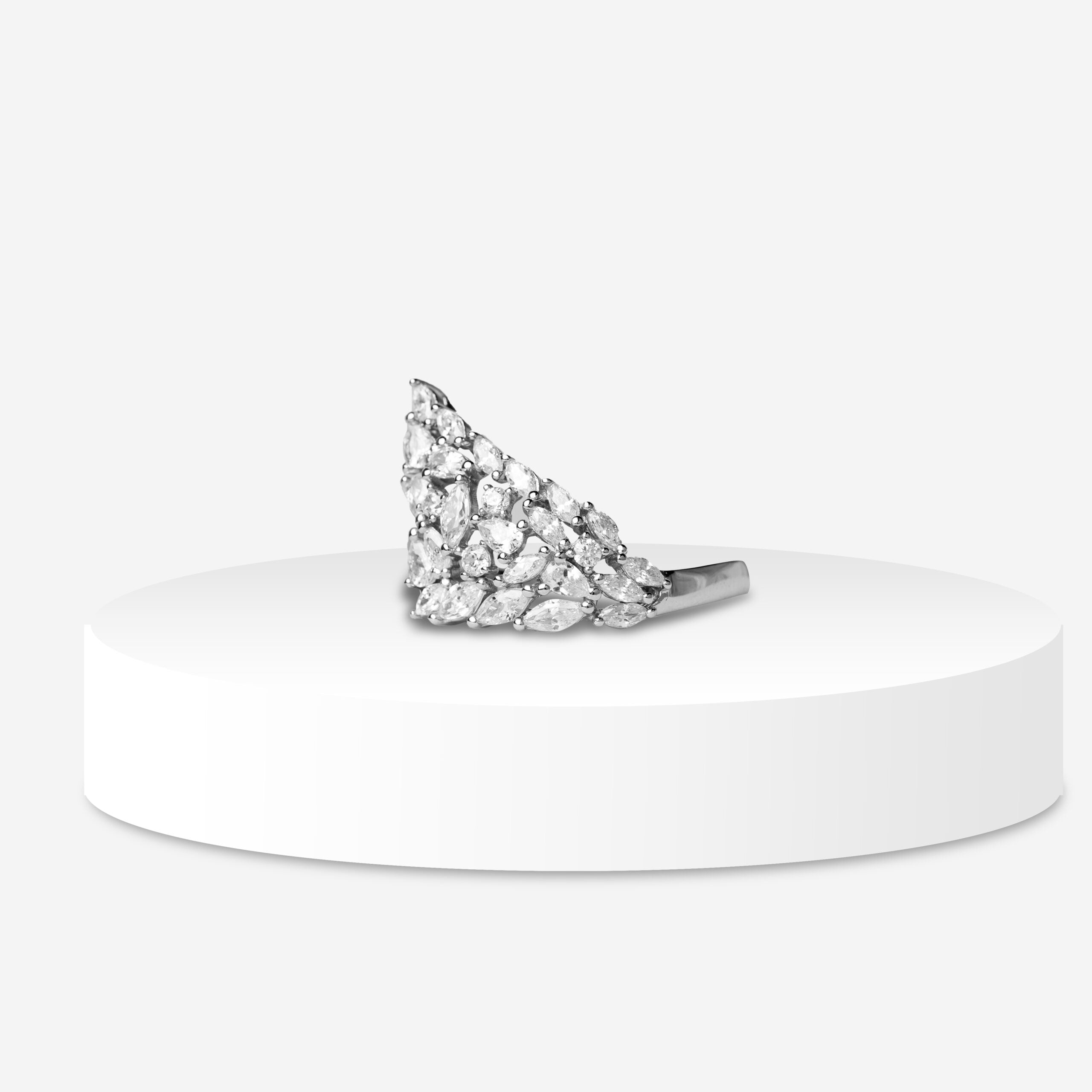 Luxe Leaf Cluster Statement Ring