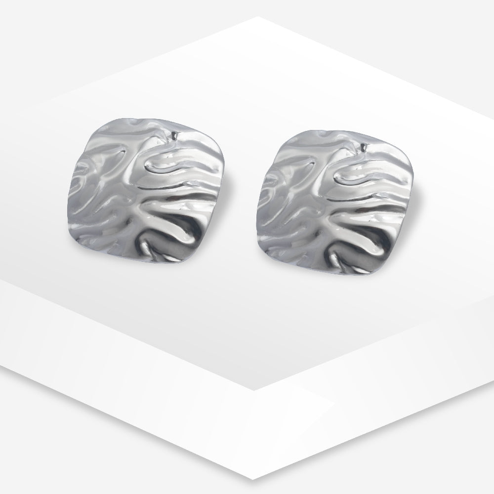 Wavy Light Weight Stud Earrings