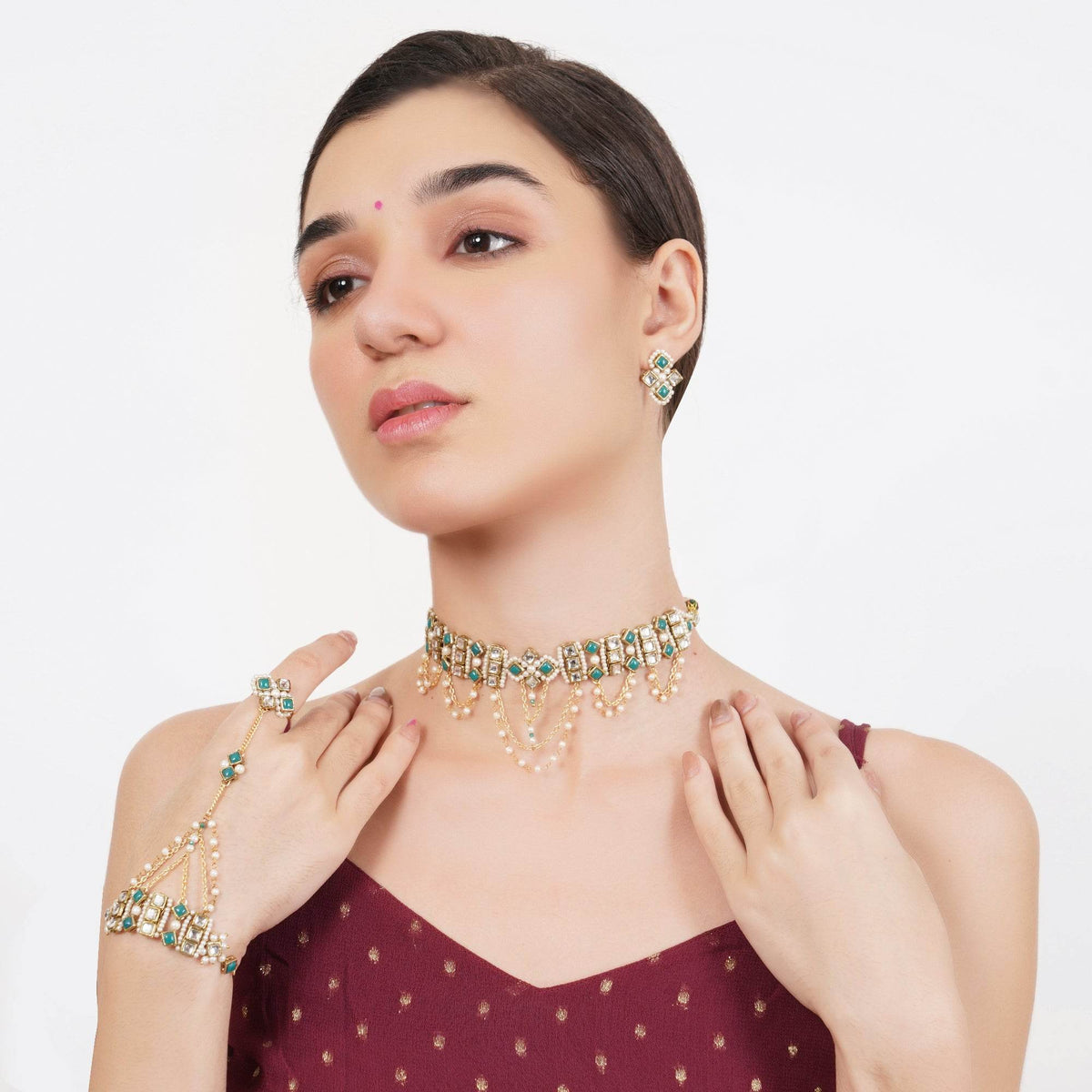 Emerald Radiance Neckalce Full Set - BeAbhika.com