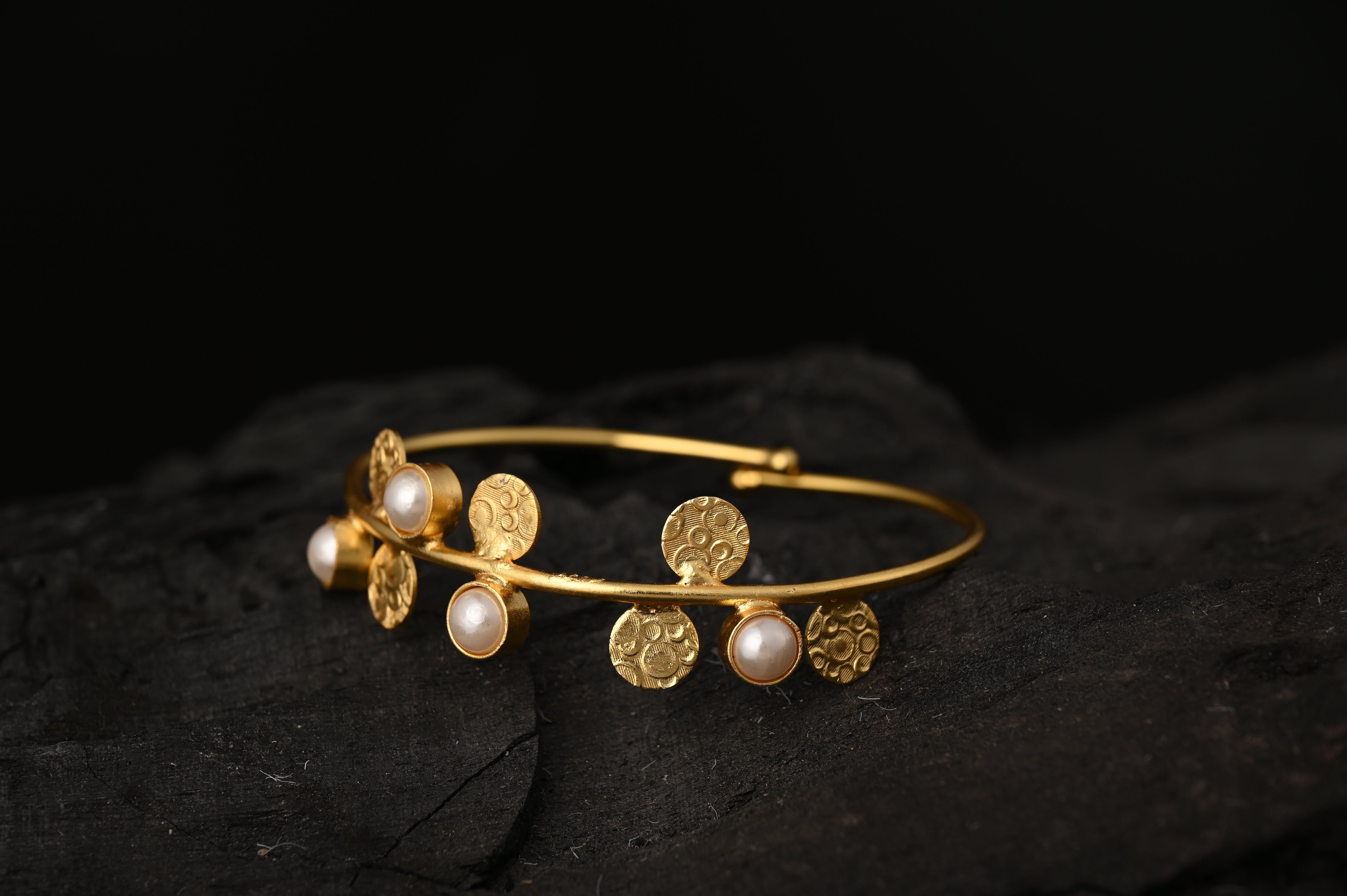 Chic Charm Adjustable Bracelet