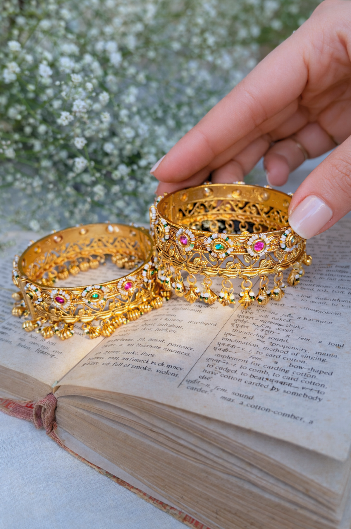 Kumud Temple Carved Bangle Set