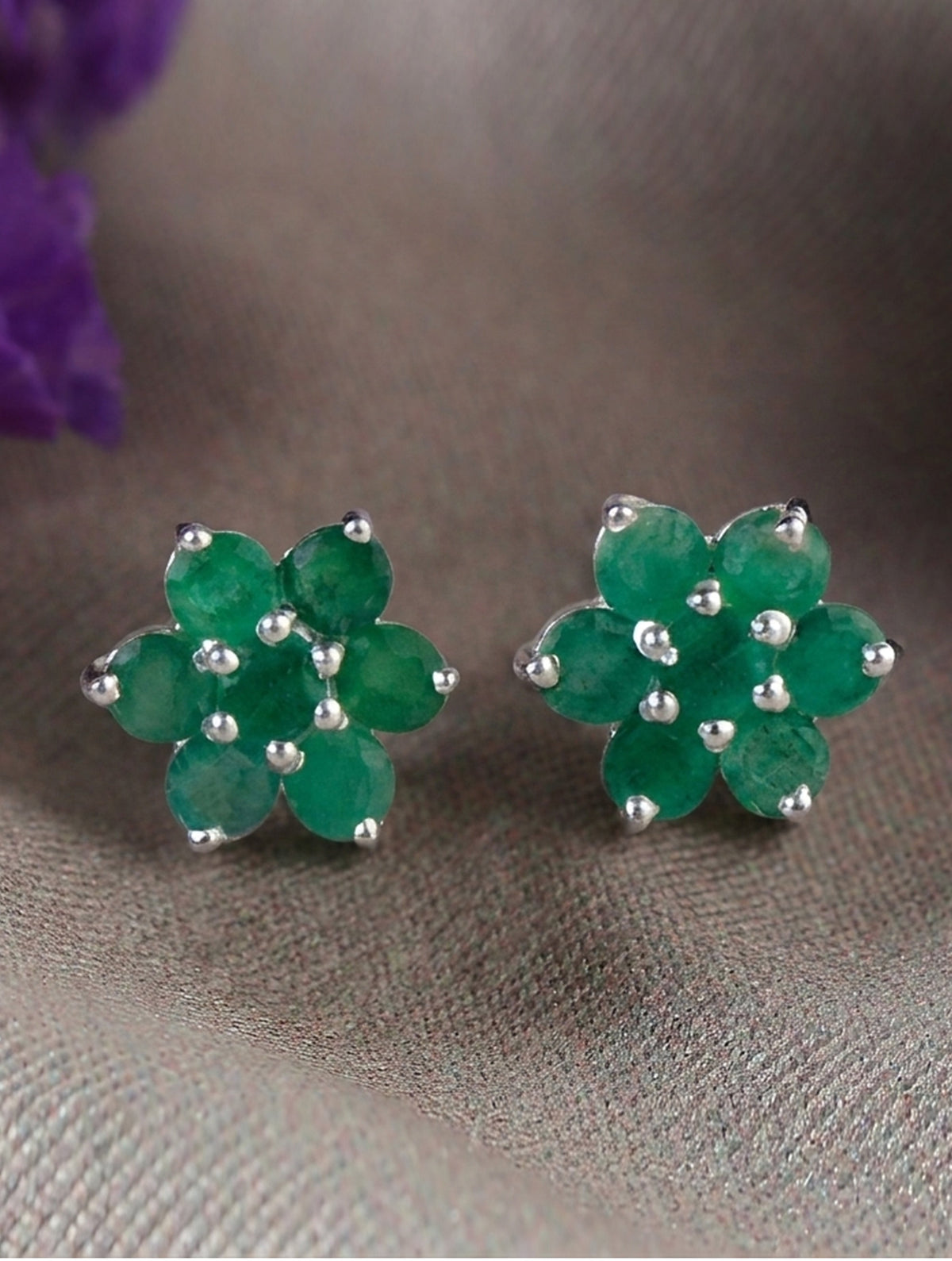 Emerald Stud Eartops