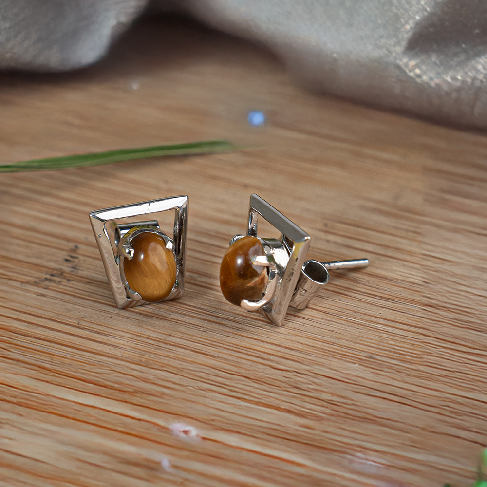 925 Tiger's Eye Sterling Silver Eartops - Natural Gemstone Stud Earrings for Everyday Elegance and Positive Energy