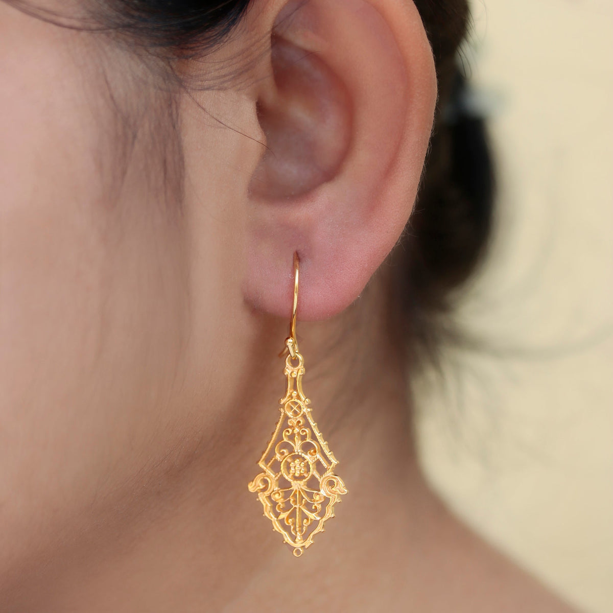 925 Stering Silver Elegant Filigree Gold-Plated Earrings – Vintage-Inspired Statement Jewelry for Women