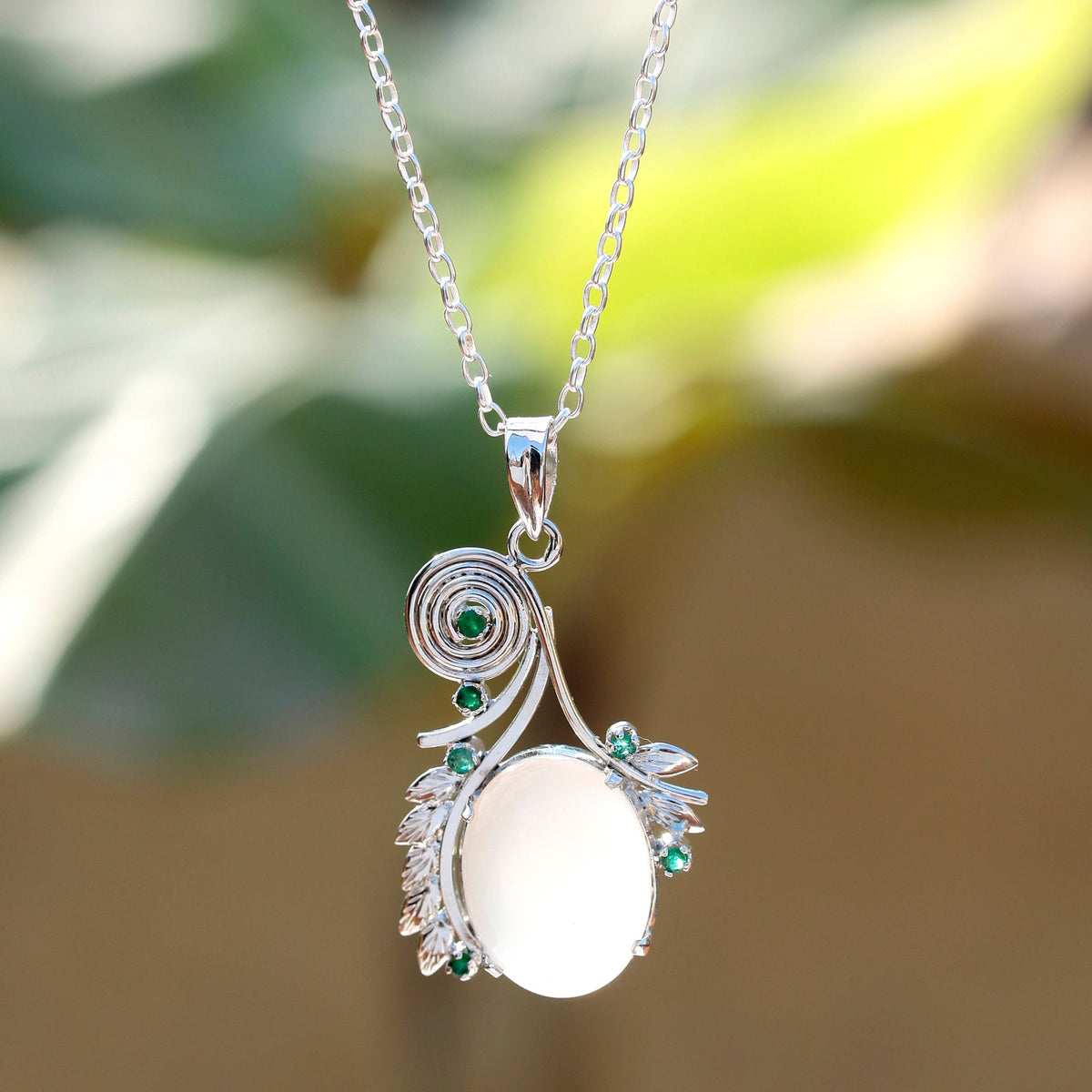 925  Silver Moonstone & emerald Pendant Necklace with Intricate Silver Detailing - 18-Inch Chain for Elegant Everyday Style
