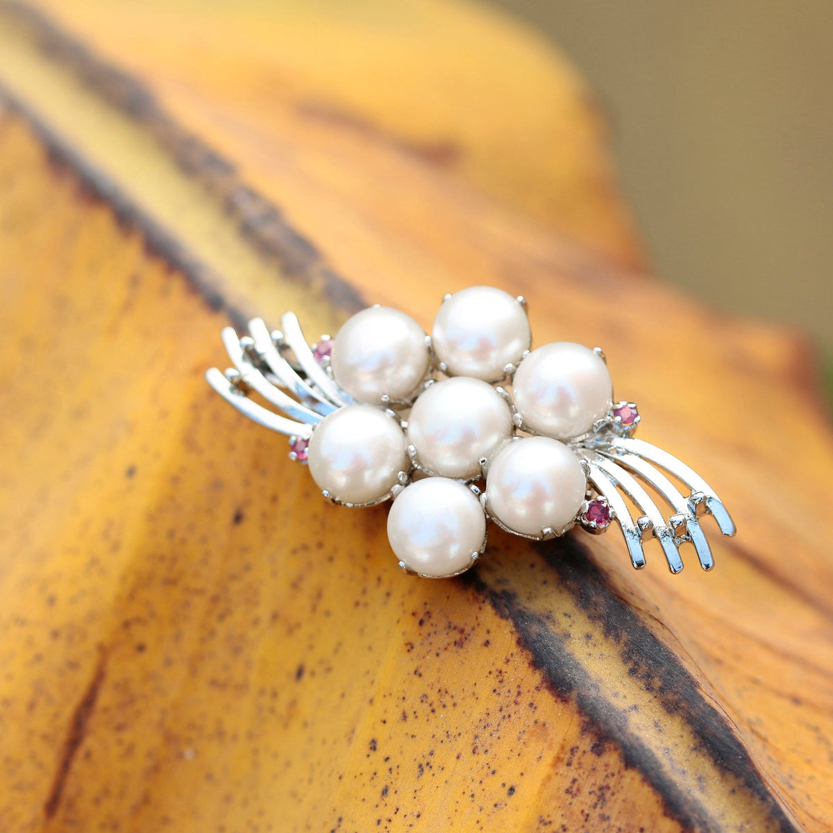 925 silver Pearl & Ruby Brooch Timeless Sophistication and Classic Charm for Any Occasion
