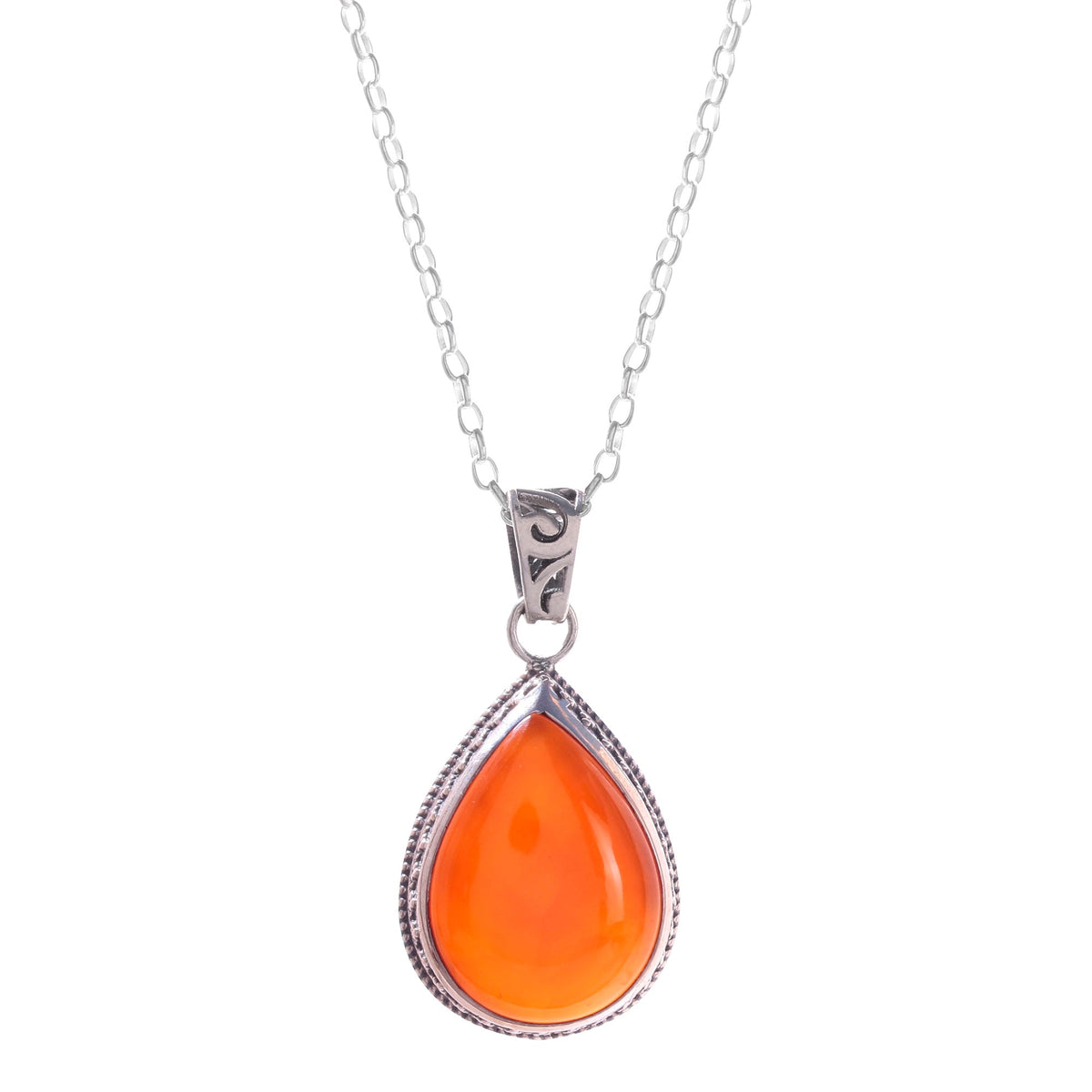 925 Sterling Silver Carnelian Pendant Necklace – Vibrant Orange Gemstone Pendant for a Stylish and Elegant Look