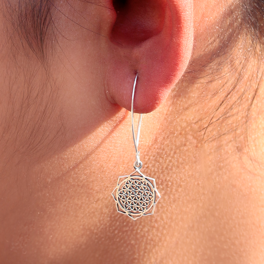 925  Sterling Silver Earrings - Timeless and Elegant Design, Perfect for Everyday Wear and Special Occasions