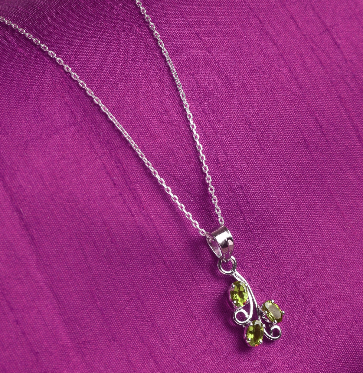 925 Sterling Silver Paridot Pendant without Chain | Handcrafted Light Green Gemstone Jewelry | Elegant Calming Design