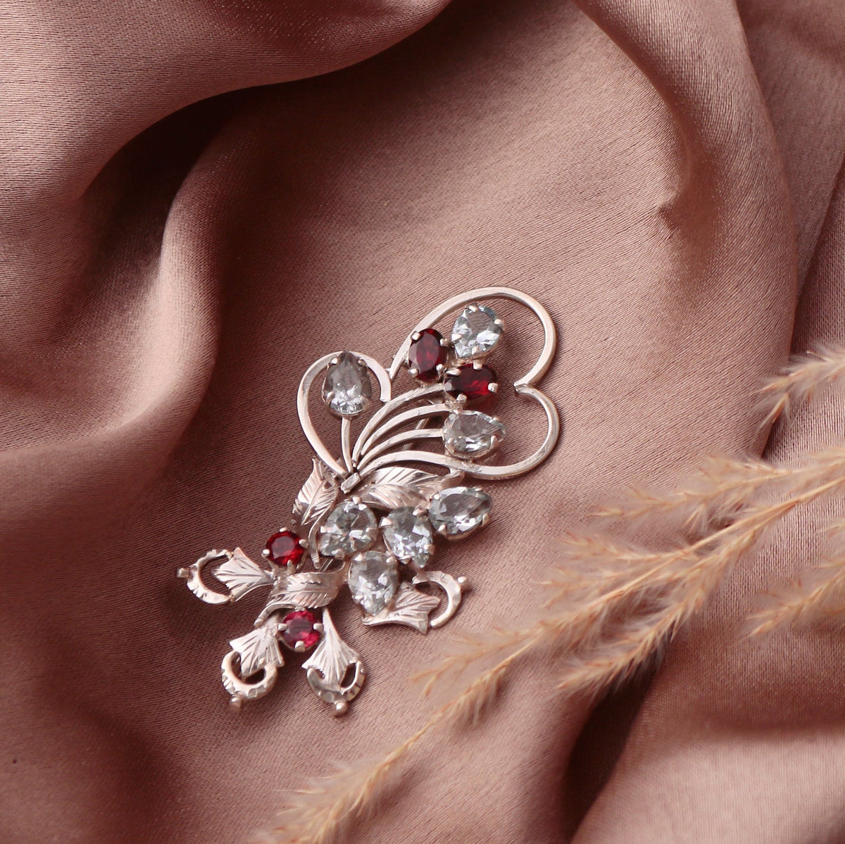 925 Silver Brooch with Garnet and Blue Topaz Accents – Luxury Statement Jewelry
