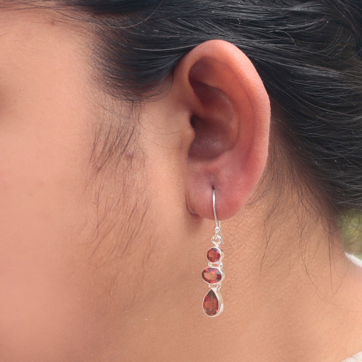 925 Sterling Silver Drop Earrings with Marquise-Cut Garnet Stones – Elegant Red Gemstone Jewelry