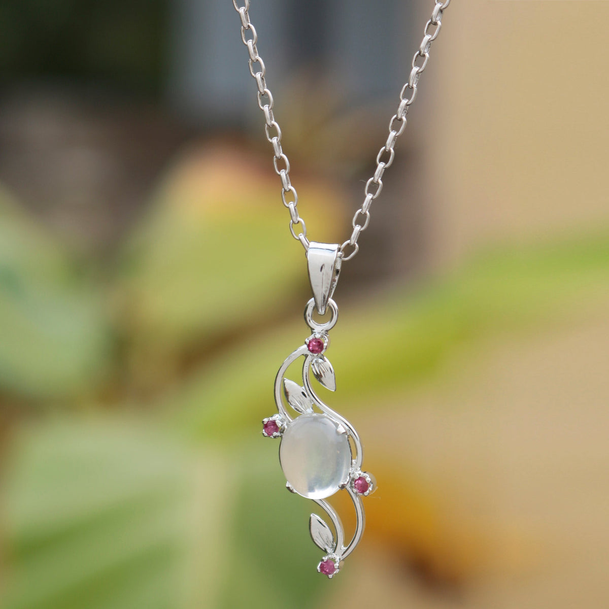 925 Sterling Silver Moonstone & Ruby Pendant Necklace – Elegant Floral Design with Ruby Stone
