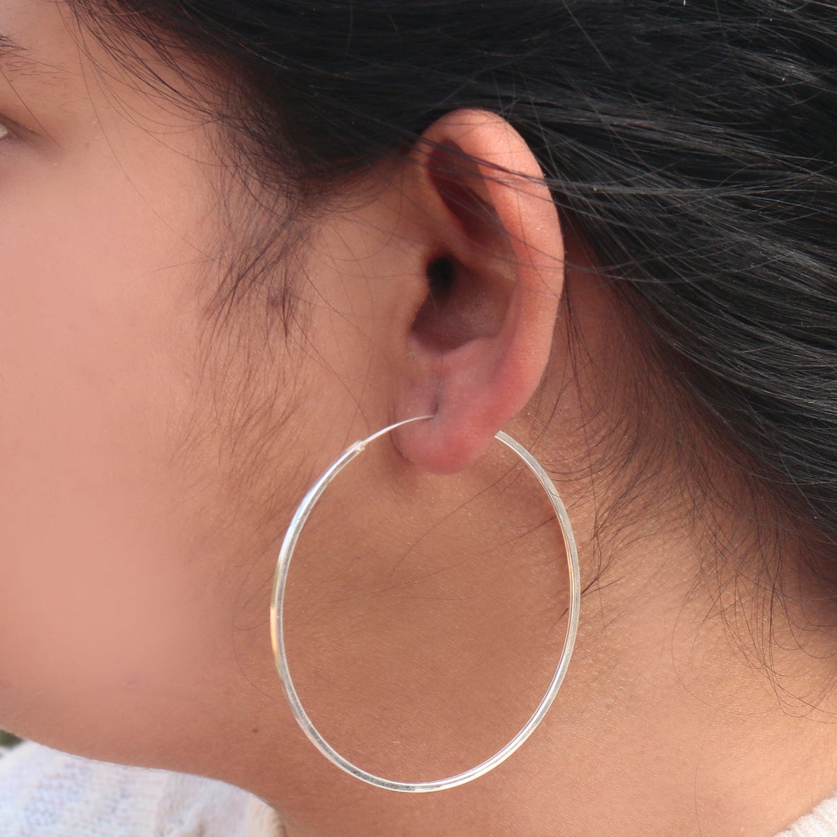 925 Sterling Silver Hoop Earrings – Classic Large Round Hoops for Timeless Elegance