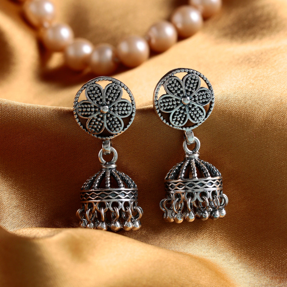925 Classic Sterling Silver Earrings - Timeless and Elegant Design, Perfect for Everyday Wear and Special Occasions