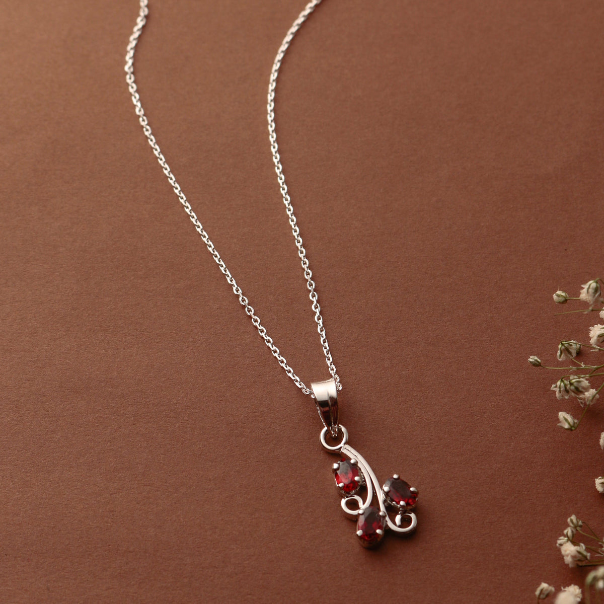 925 Sterling Silver Garnet Pendant Necklace for Women with 18" Chain | Handmade Gemstone Jewelry | Deep Red Crystal | Elegant Gift for Her